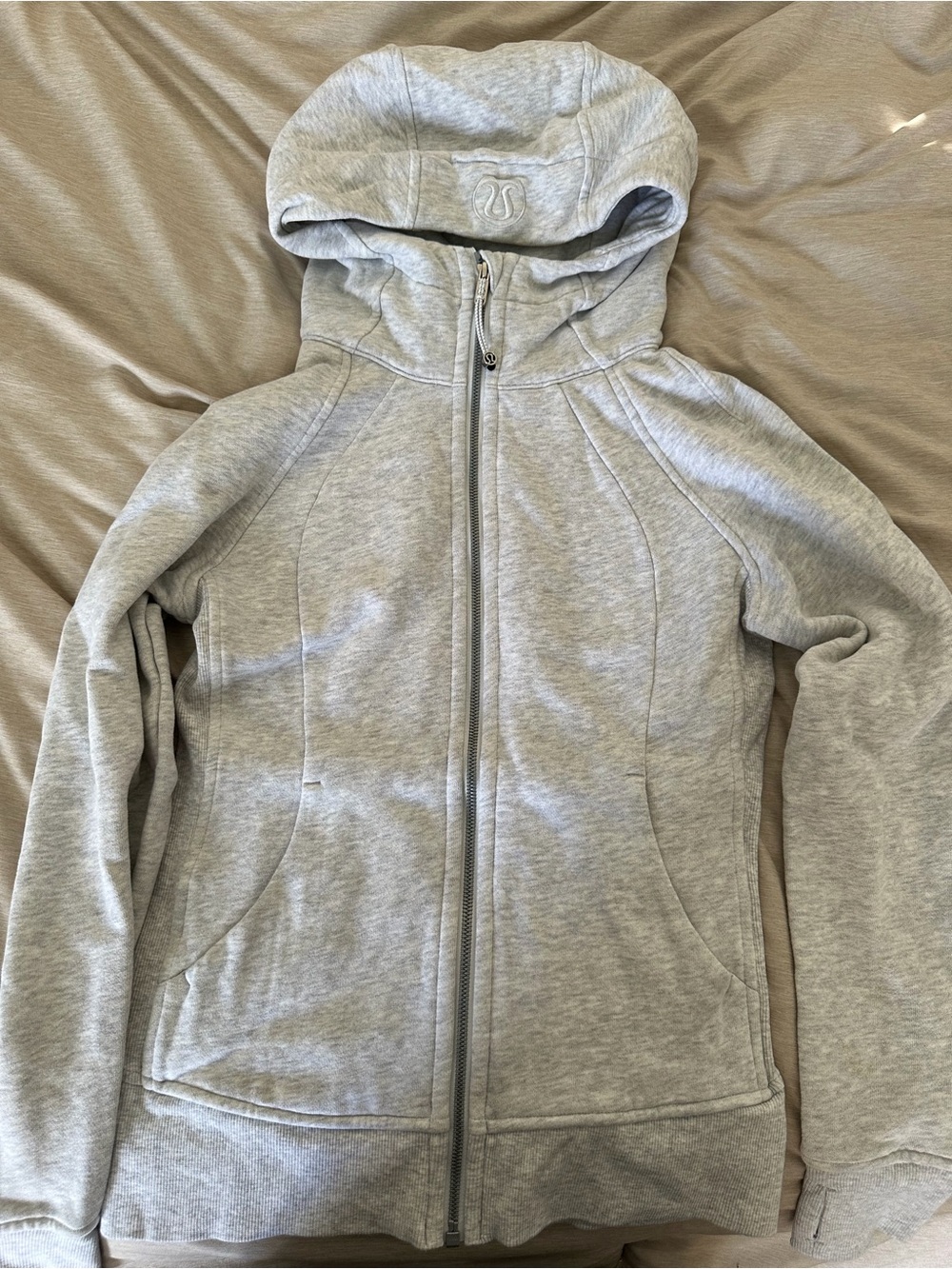 Lululemon scuba hoodie size 4